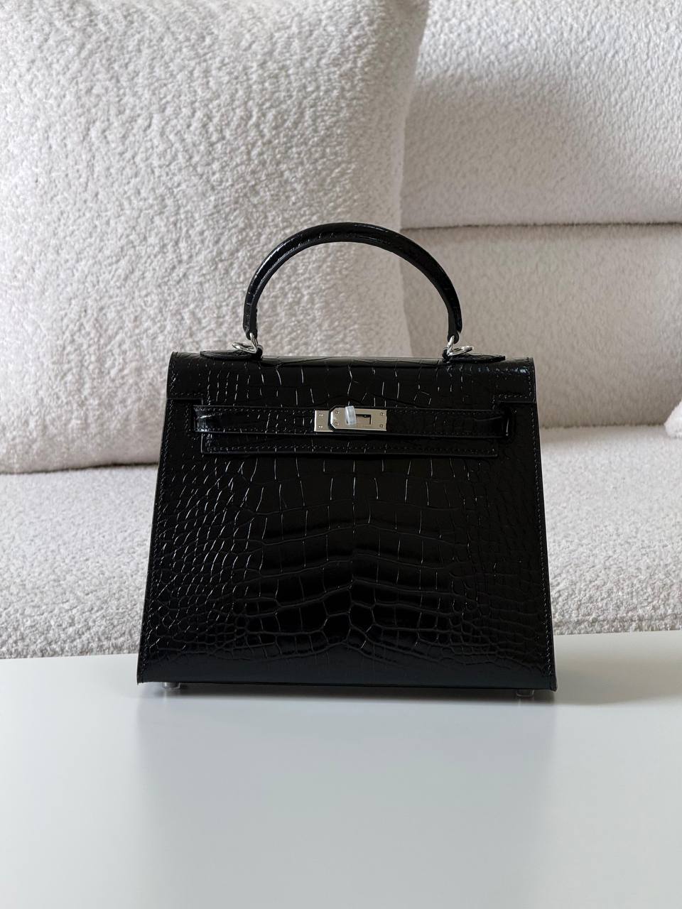 28e12c4a-44f9-4c40-9438-5fb59bbb6ed8 Hermès Kelly - الصورة 1